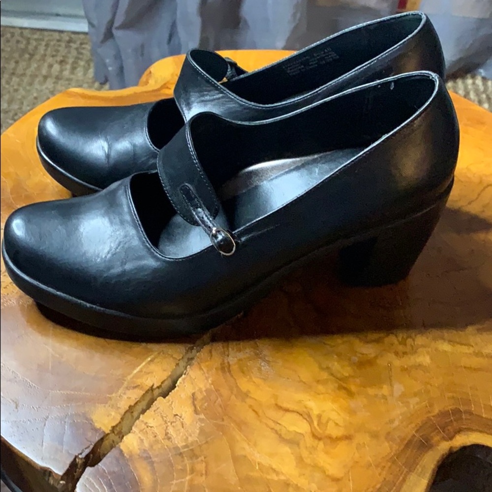 Dansko Tara Leather Black Mary Jane Heels